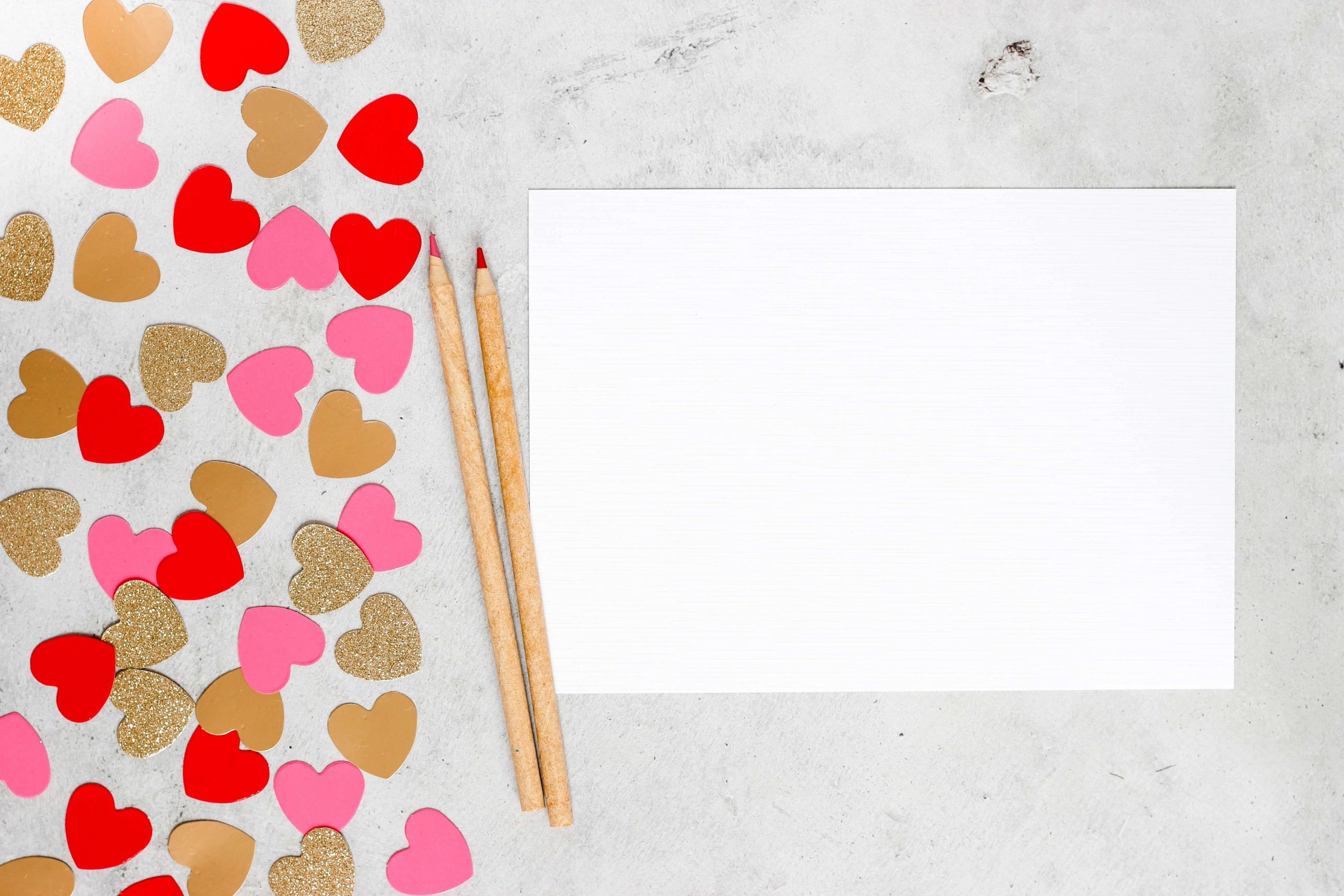 Nie kupuj, zrób to sam: pomysłowe kartki na Walentynki